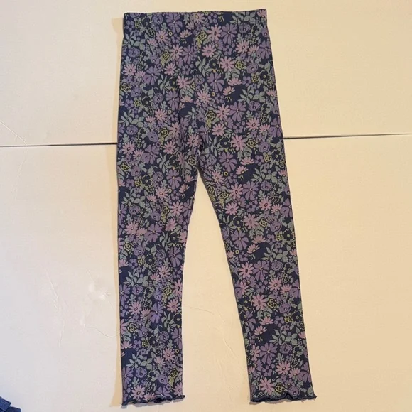 Deal 2 for $10 Girls, 5T, Okie Dokie Purple Floral Kids Leggings Set. EUC - Picture 3 of 7